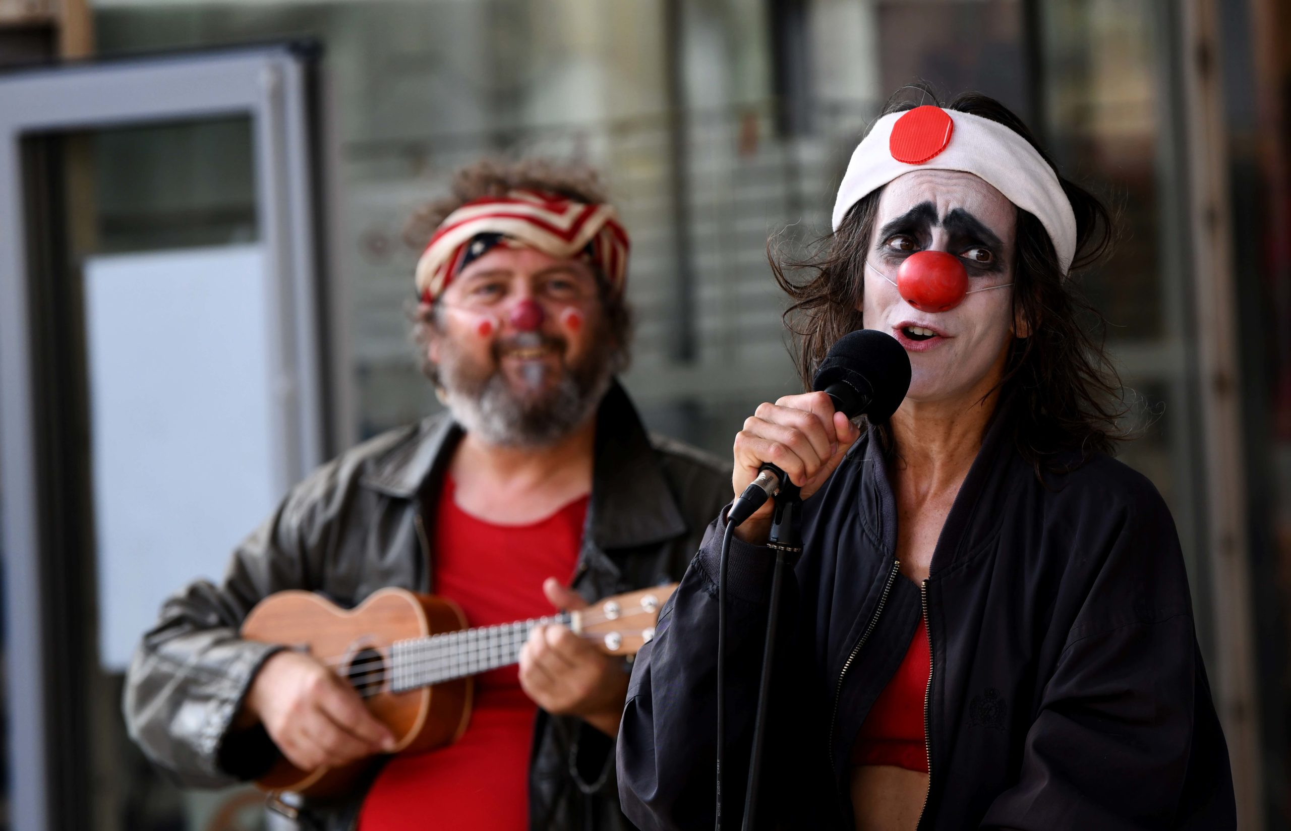 The World Tour Singing The World Tour Singing