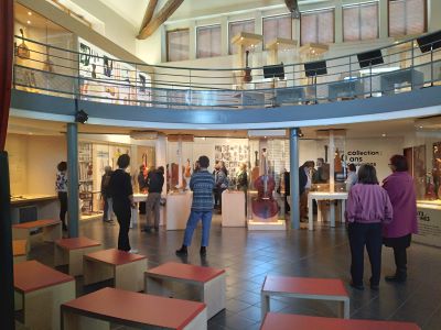 La fabrication de la musique. Départ Mirecourt