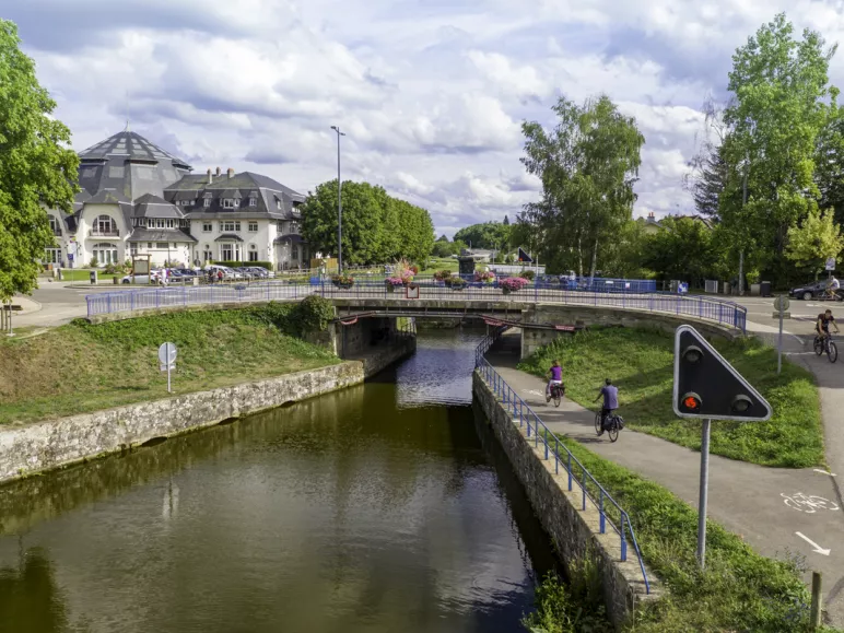 Canal des Vosges à Thaon-les-Vosges