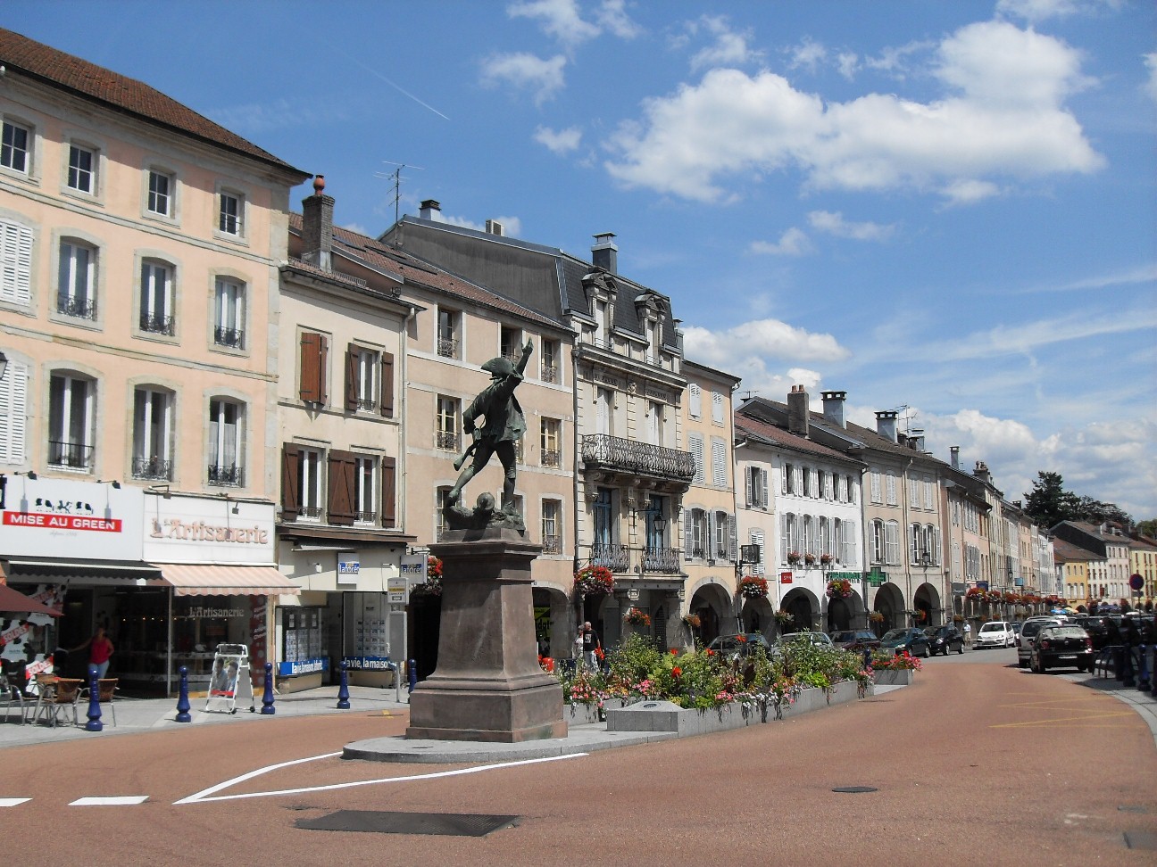 Rue Charles de Gaulle à Remiremont