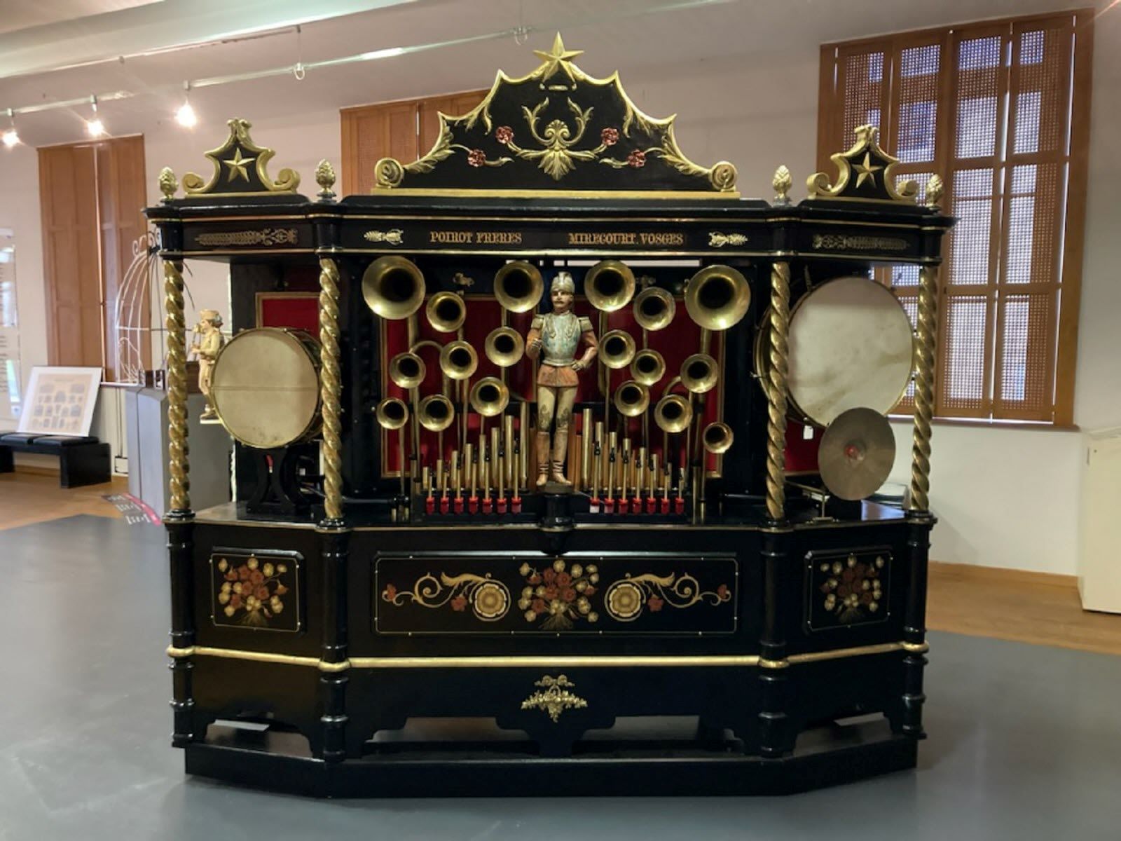 JEMA - Les orgues extraordinaires de la Maison Poirot. Visite guidée