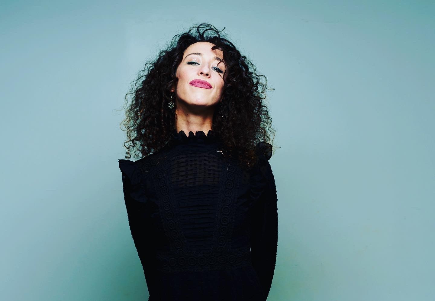 PARCOURS D’ATELIERS CHANT AVEC LINA BIJOU (RESERVE AUX ETUDIANT.ES) PARCOURS D’ATELIERS CHANT AVEC LINA BIJOU (RESERVE AUX ETUDIANT.ES)