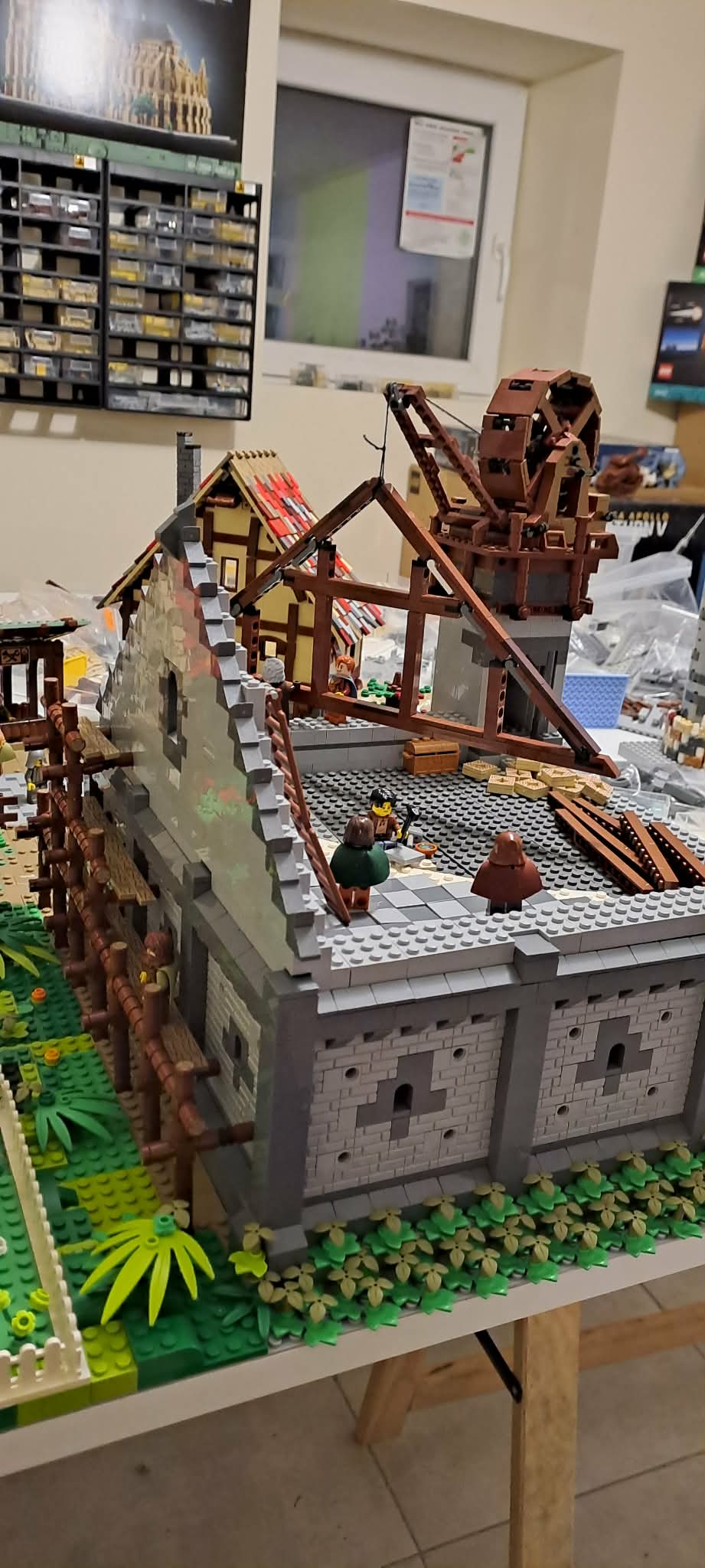 Découvrez le chantier médiéval… en LEGO® ! Découvrez le chantier médiéval… en LEGO® !